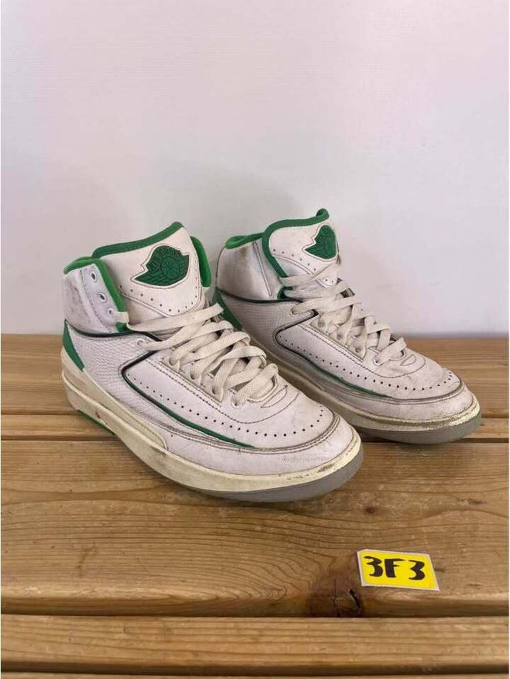 Nike Air Jordan 2 Retro 'Lucky Green' Size 6.5Y